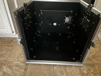 Road runner rack gear case for studio or live use