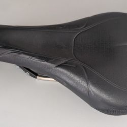 Bontrager Evoke RL Mountain Bike Saddle Hollow Ti PN# 413136