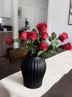 Vase With Roses 