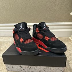Jordan 4 Retro ‘Red Thunder’ 