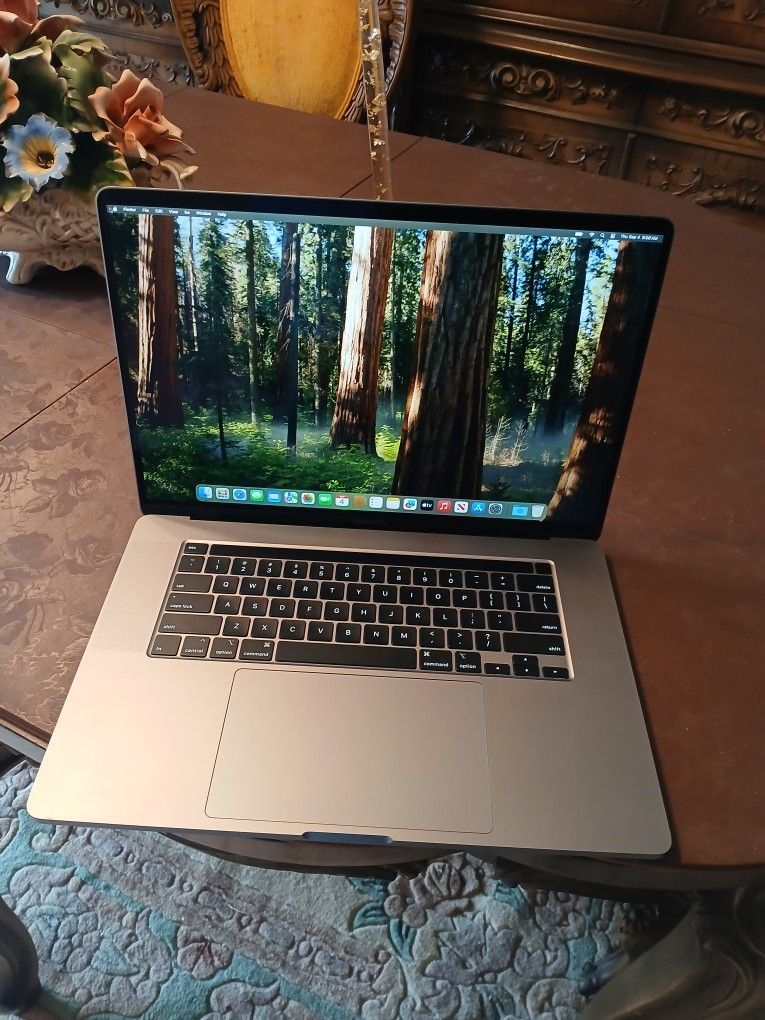 Apple MacBook Pro 16.1 2.6 Ghz 2019 16 Gb Ram 512gb Ssd 0s Sequoia Fingerprint Very Clean With Charger 