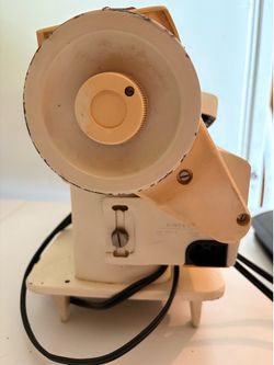Vintage Singer 247C Sewing Machine – Works Great – Made to Last