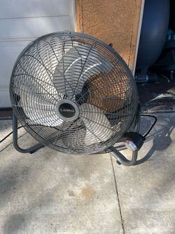 22” lasko fan 3 speeds