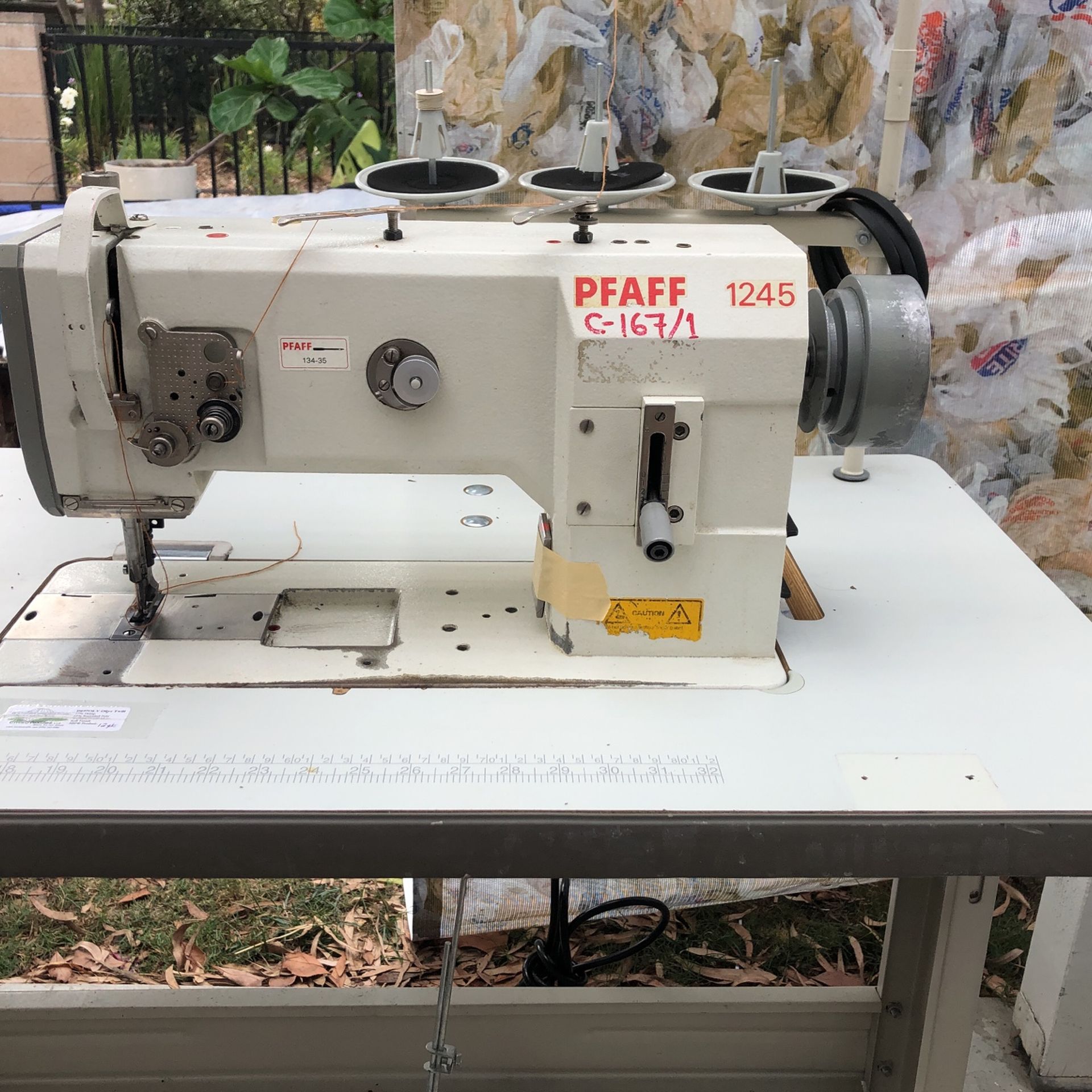Pfaff 1245