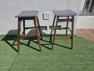 A pair walnut bar stools - 30 inches tall