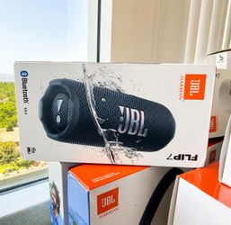Stunning BLUE JBL Flip 7 Bluetooth Speaker