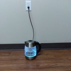 Chefman Electric Kettle for Tea