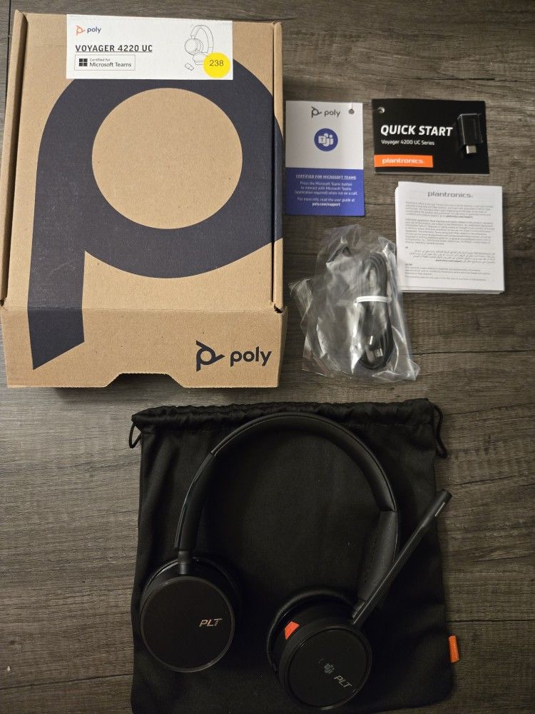 Voyager 4220 UC Headsets