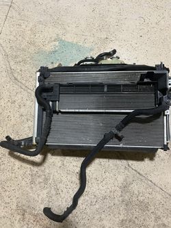 2020 Infiniti Q60 Radiator, Condensor, Fans…