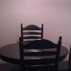 Black Round Dining Table