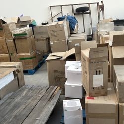 Pallets of mixed merchandise