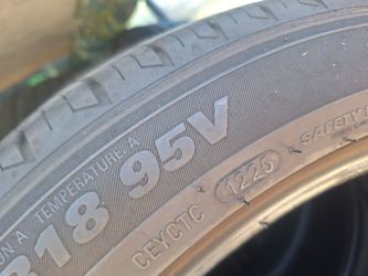 TIRES 225/45/18 ONLY 2 TIRES