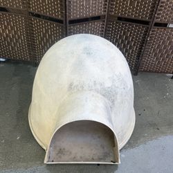 Dog House Used Medium