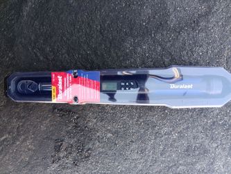 Digital torque wrench
