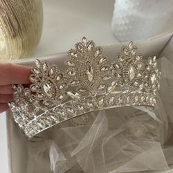 Bride Head Piece And Earrings Set 