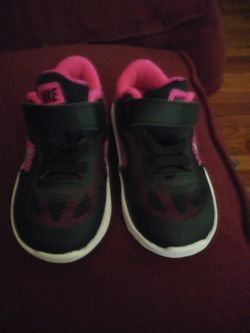Nike size 6c