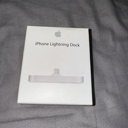 Apple Charging Dock 
