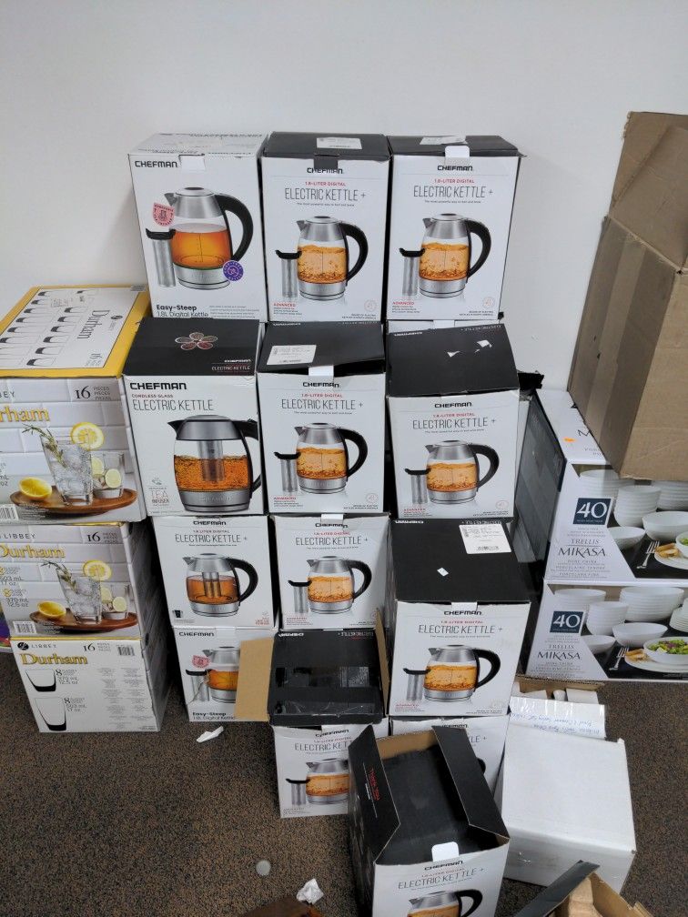 Chefman 1.8L Digital Electric Kettle