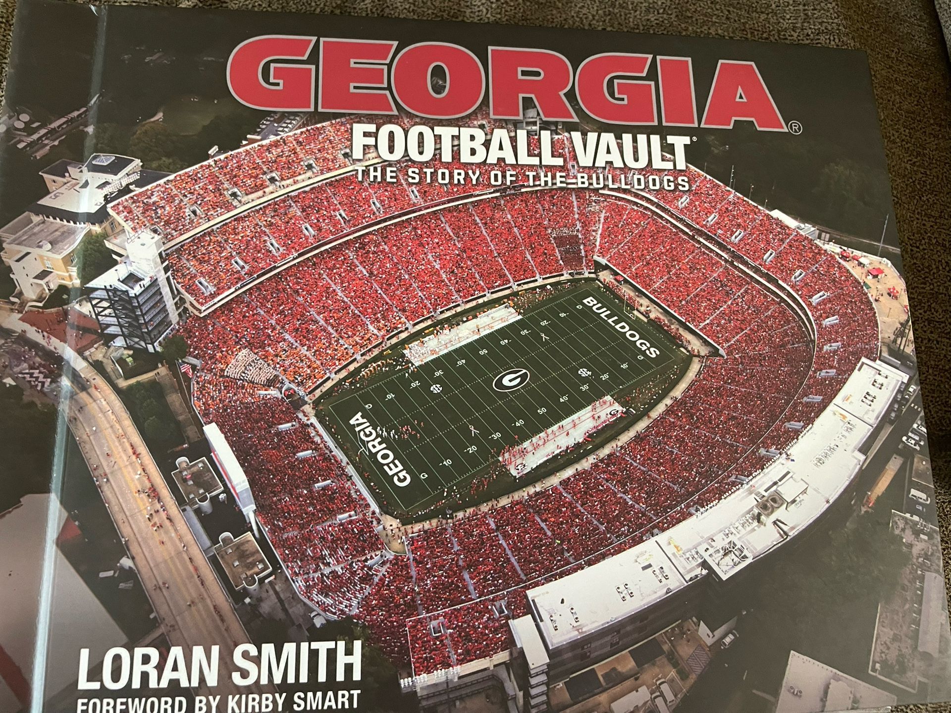 Georgia Football Vault Coffeetable Book