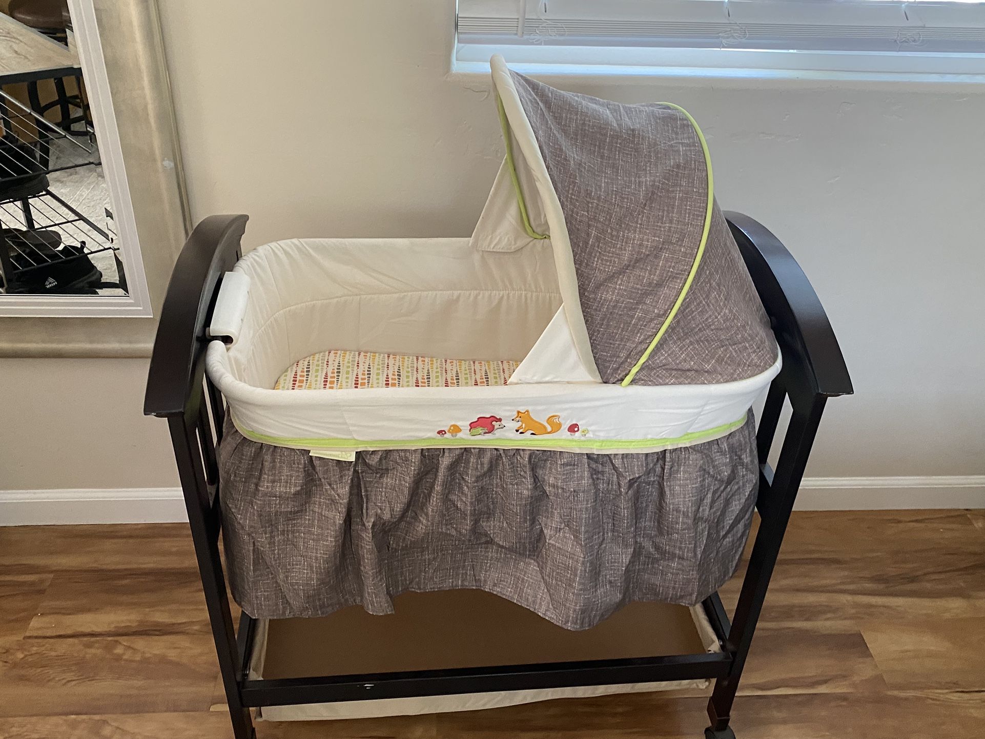 Baby Crib 