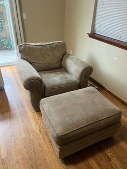 Micro Suede Comfortable Armchair with Matching Ottoman (Neutral color)