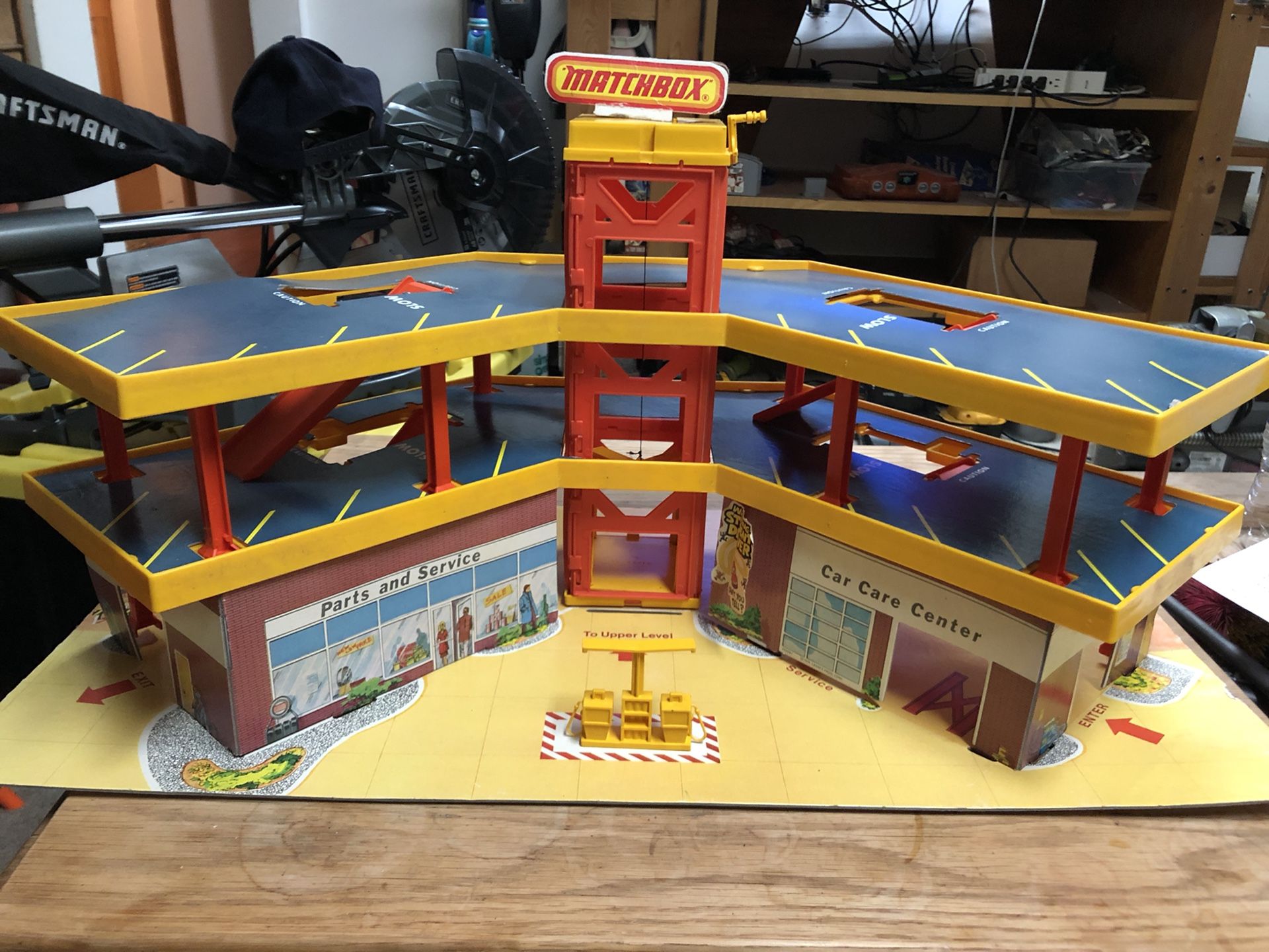 1979 Matchbox super garage