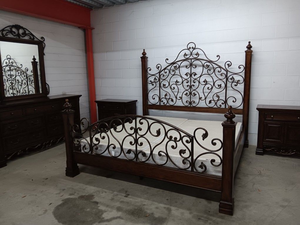 King Size Bedroom Set With Boxspring Good Condition,All Products : American Fashion Style Bags On Sale