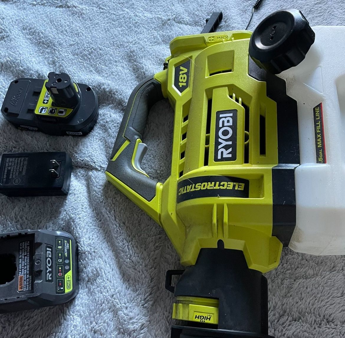 RYOBI ONE+ 18V Cordless Electrostatic 0.5 Gal. Sprayer