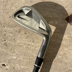 Nike NDS Iron #4 Golf Club Right Handed Regular Flex Very Good 