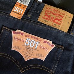 Levi’s 501 Shrink To Fit 