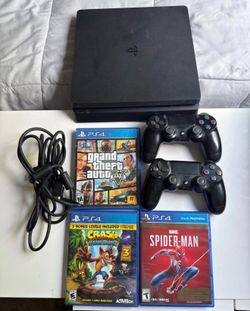 PS4 slim 1 TB