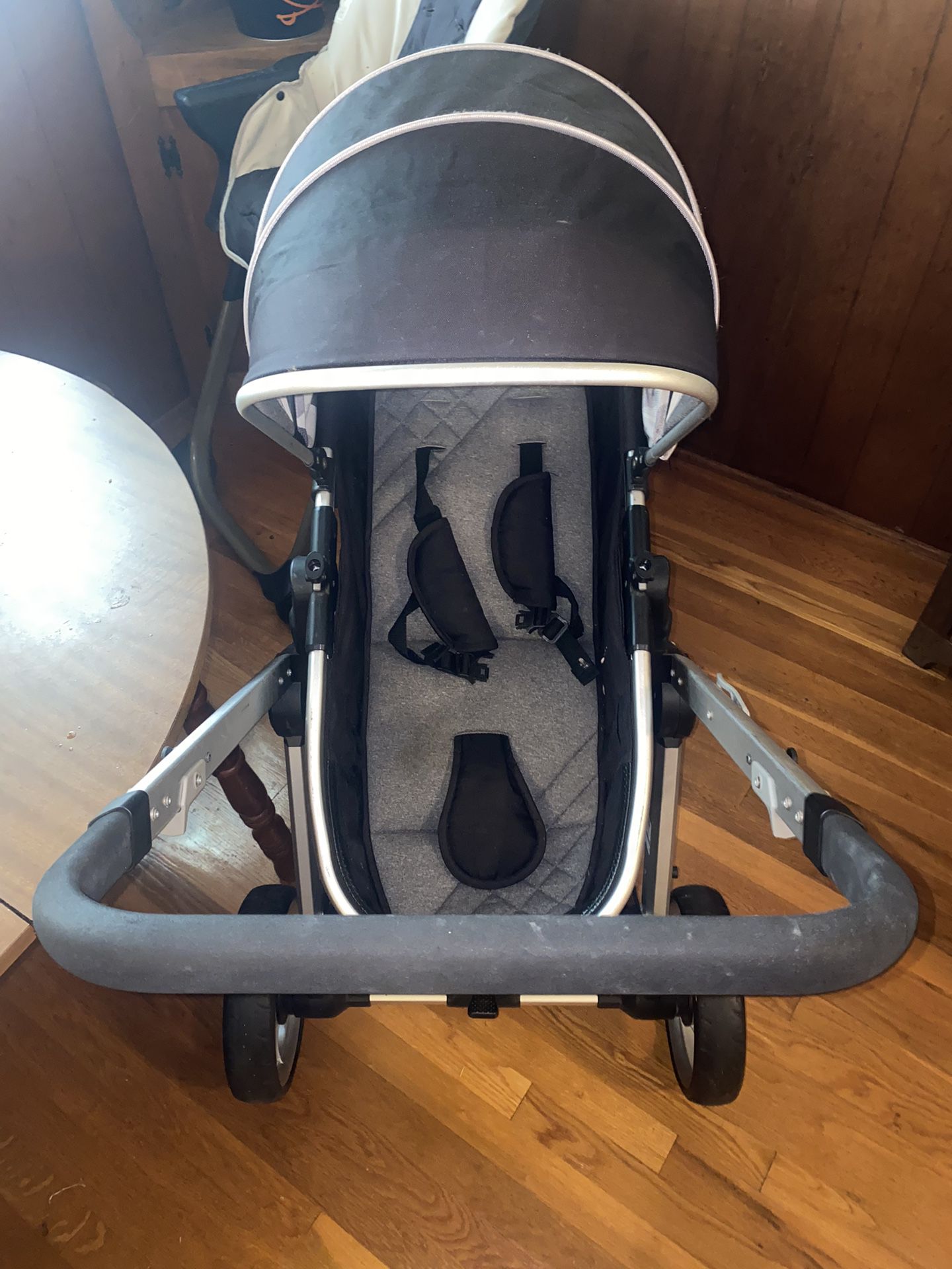 Baby Trend Stroller Gray And Black Very Durable 