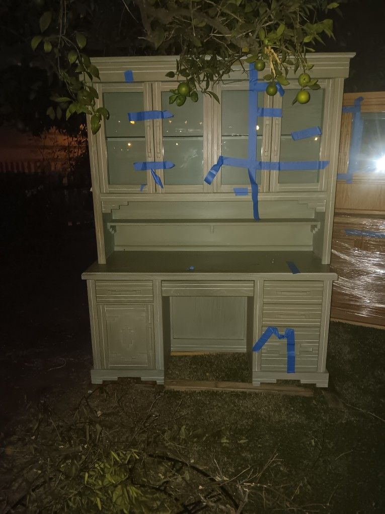 Hutch Cabinet/Desk