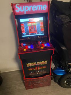 Supreme mortal kombat