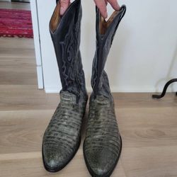 Size 10 Armadillo Mens Boots  ~  