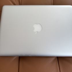 MacBook Pro 13” 1TB Storage 2012