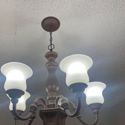 Chandelier 