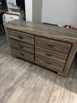 Used Dresser