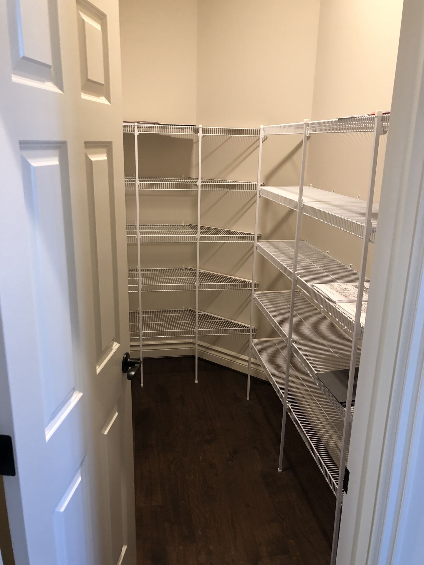*Pending Pickup* Free Rubbermaid Wire Shelving for Sale in Issaquah, WA ...