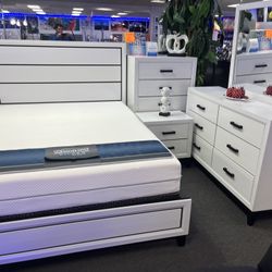 😱😱 Last One Floor Sample !! Queen Bed Dresser Mirror Night Stand & Chest $999 🤩🤩