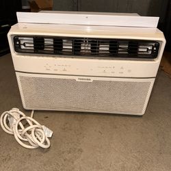 Toshiba Window Air Conditioner RAC-WK0611CRU – $80