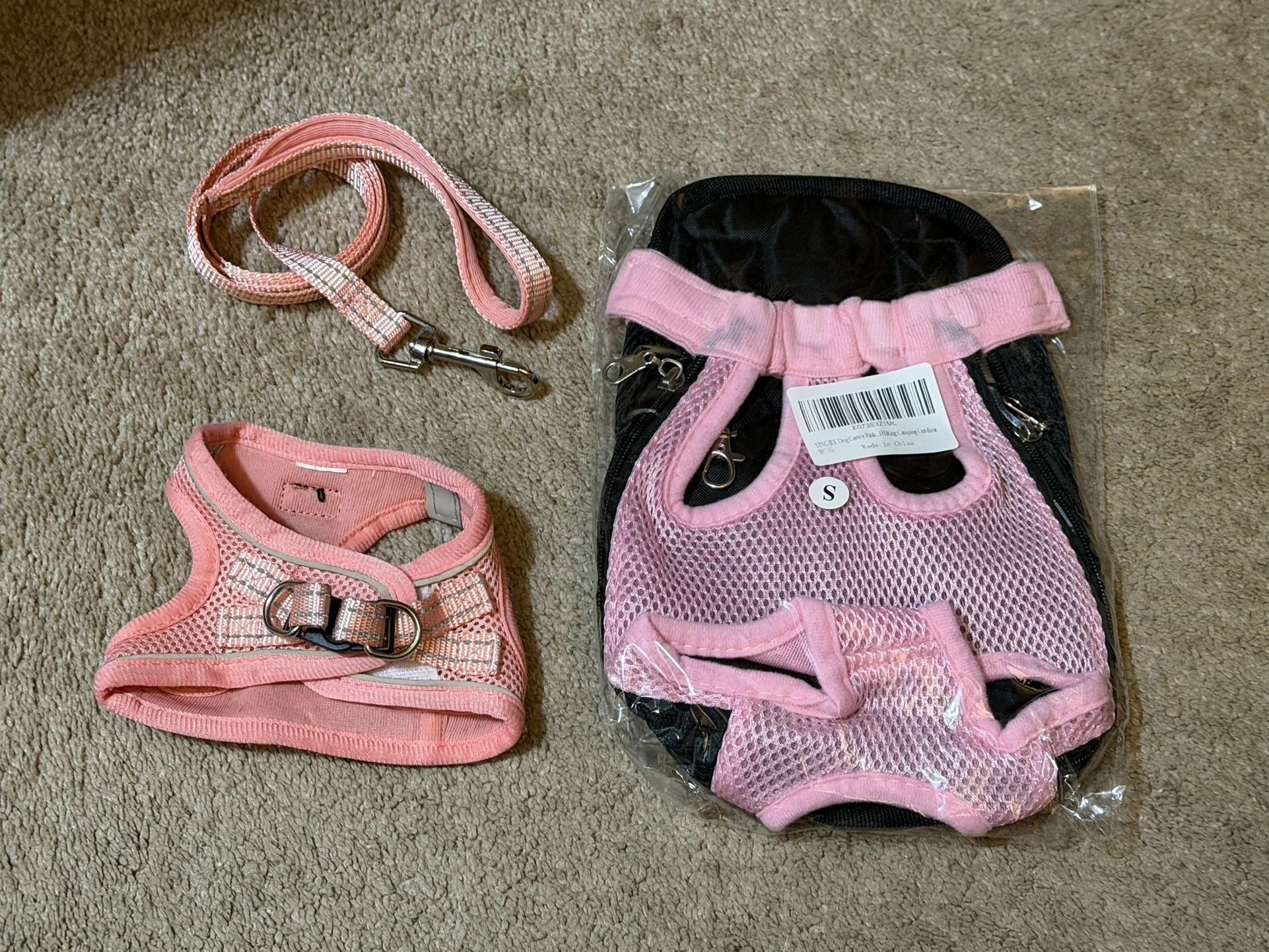 XS DOG HARNESS WITH LEASH INCLUDED & DOG CARRYING HARNESS