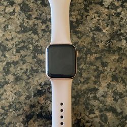 Apple Watch SE 44mm