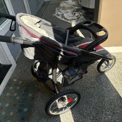 Graco Car seat And Stroller Infant 
