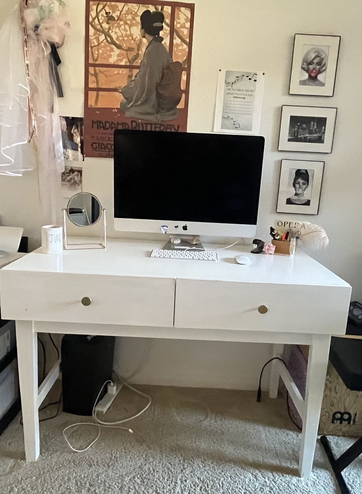 Custom Made Desk- Huge Drawer Space