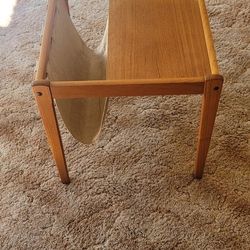 Vintage End Table With Book/Magazine Holder