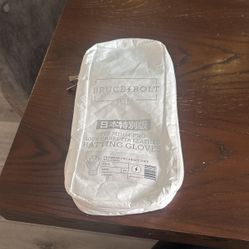 Brand new Japan series bruce bolts large