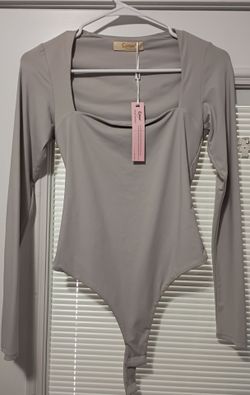 Woman's square neck silver bodysuit