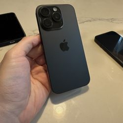 Apple iPhone 15 Pro 128GB Unlocked to any carrier! Like new! We offer financing!