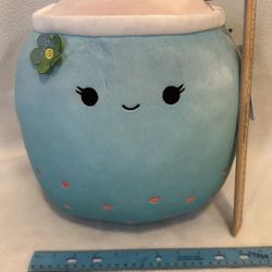 Squishmallow NWT Jakarria The Boba 12 Inch $10